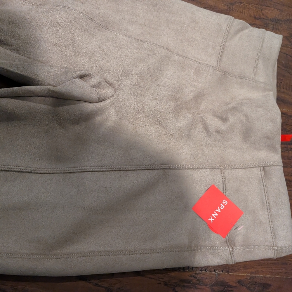 NWT Spanx Faux Suede Leggings Medium - Picture 6 of 8